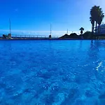 Ocean Bay With Pool By Homing 아파트