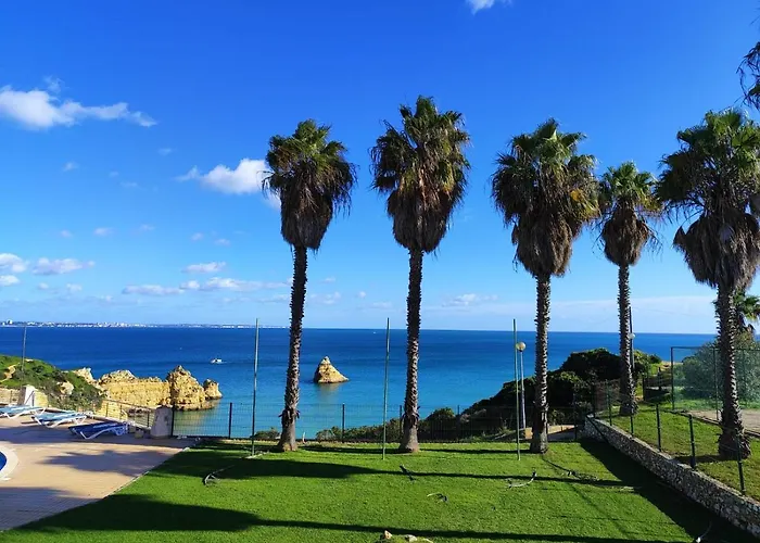 Ocean Bay With Pool By Homing Lagos