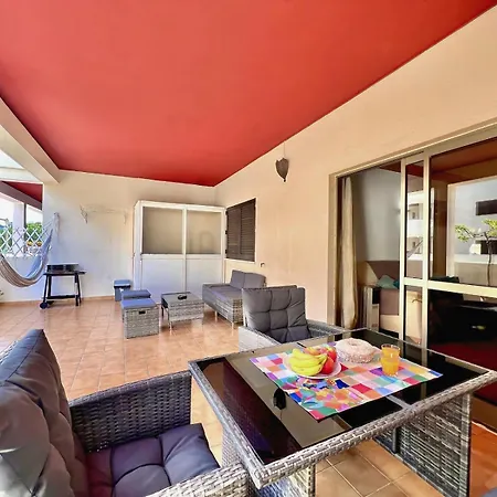 Ocean Bay With Pool By Homing Appartement *