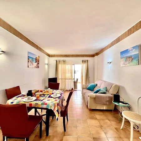 Apartment Ocean Bay With Pool By Homing
